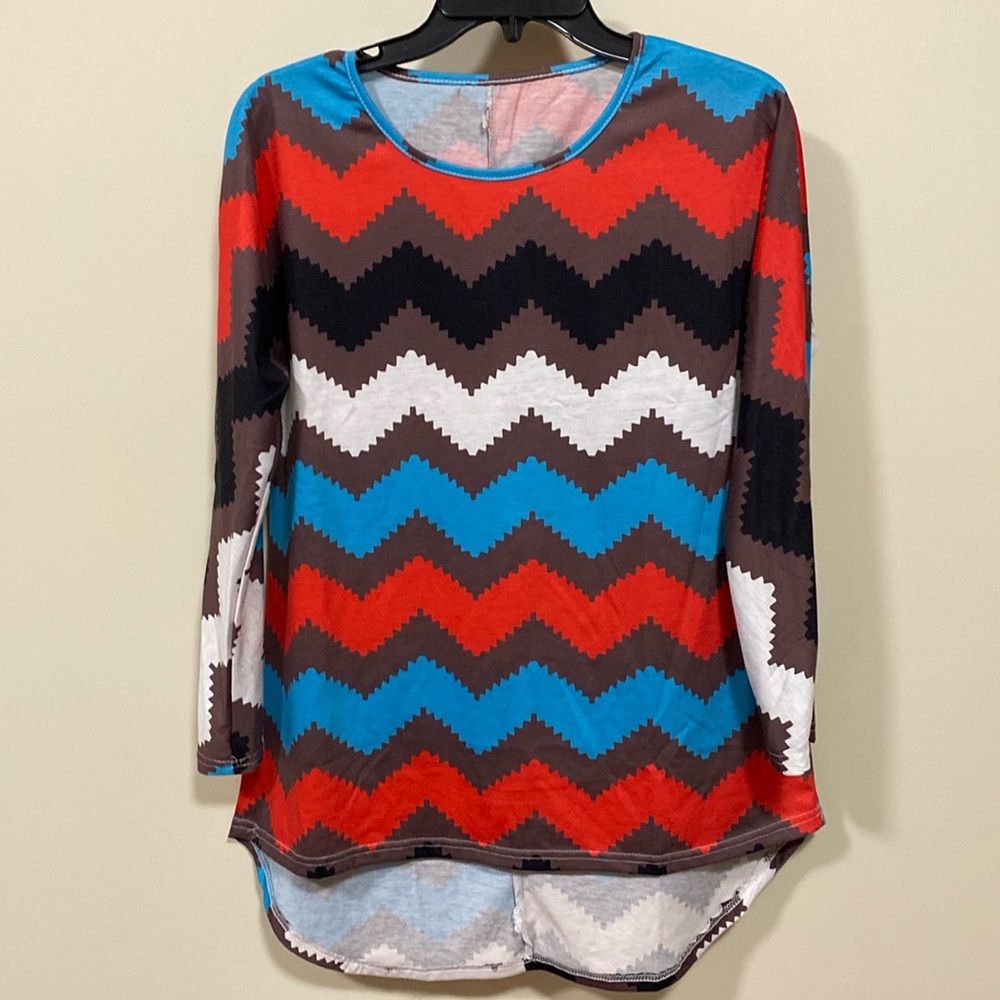 Women’s long sleeve top small